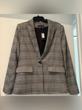 NWT Central Park West Large Plaid Blazer